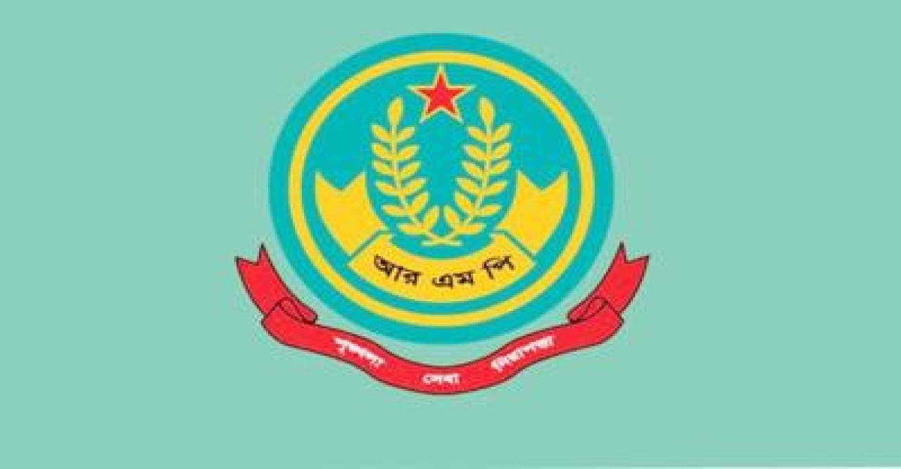 ঈদ ঘিরে রাজশাহীতে কঠোর নিরাপত্তা প্রস্তুতি, সতর্ক থাকার আহ্বান পুলিশের