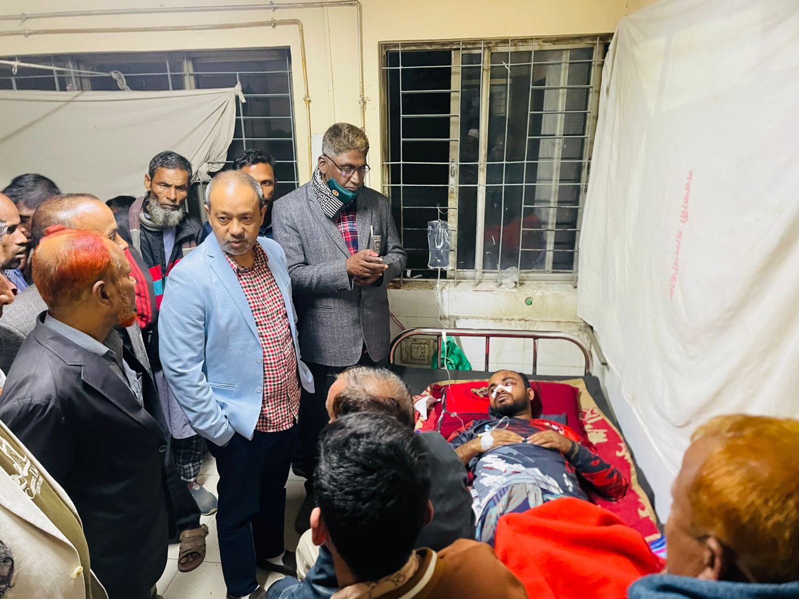 শেরপুরে বিএনপি প্রার্থীর এজেন্টকে পথরোধ করে পিটুনি, মোটরসাইকেল ভাঙচুর