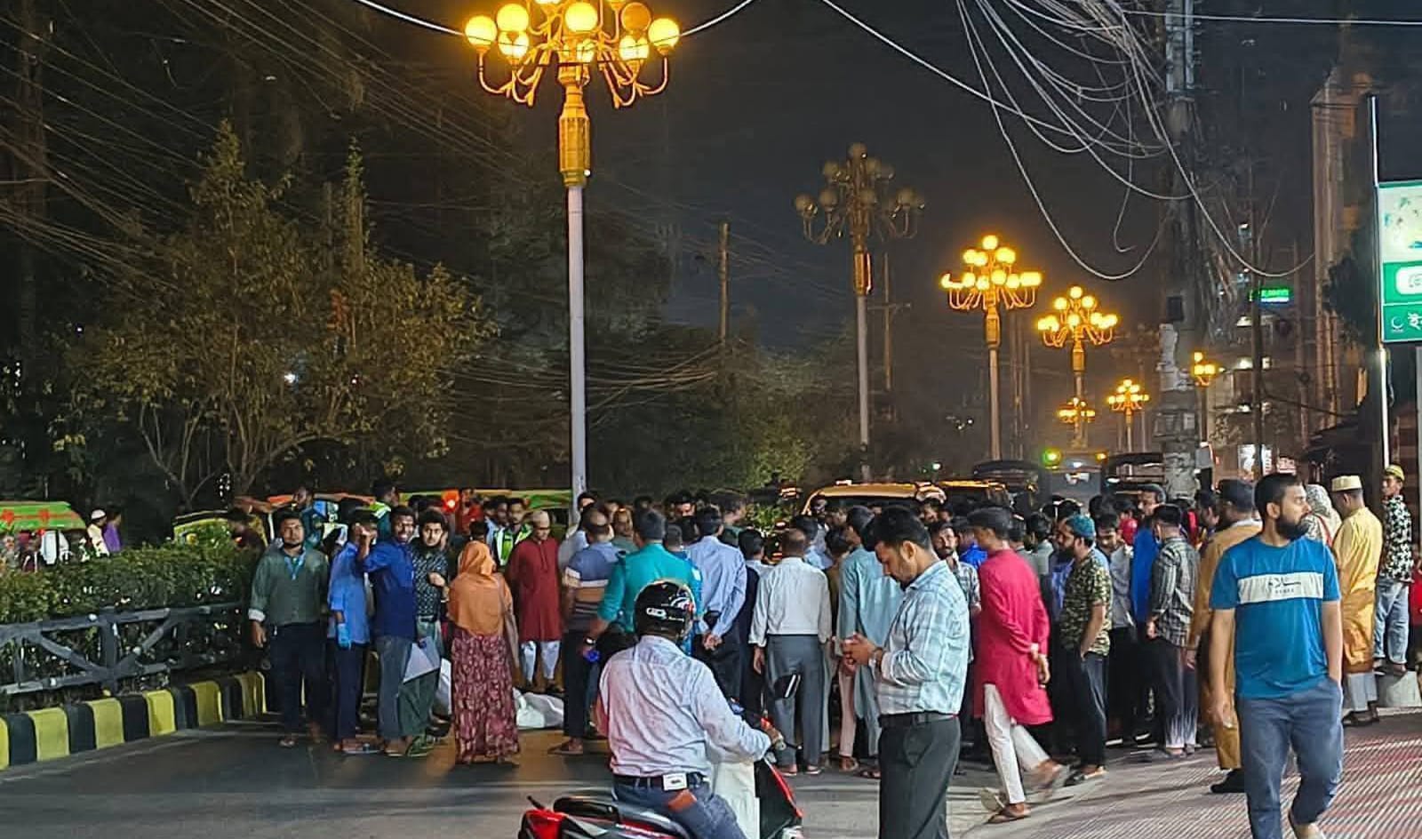 রাজশাহীতে পৃথক সড়ক দুর্ঘটনায় প্রাণ গেল চারজনের