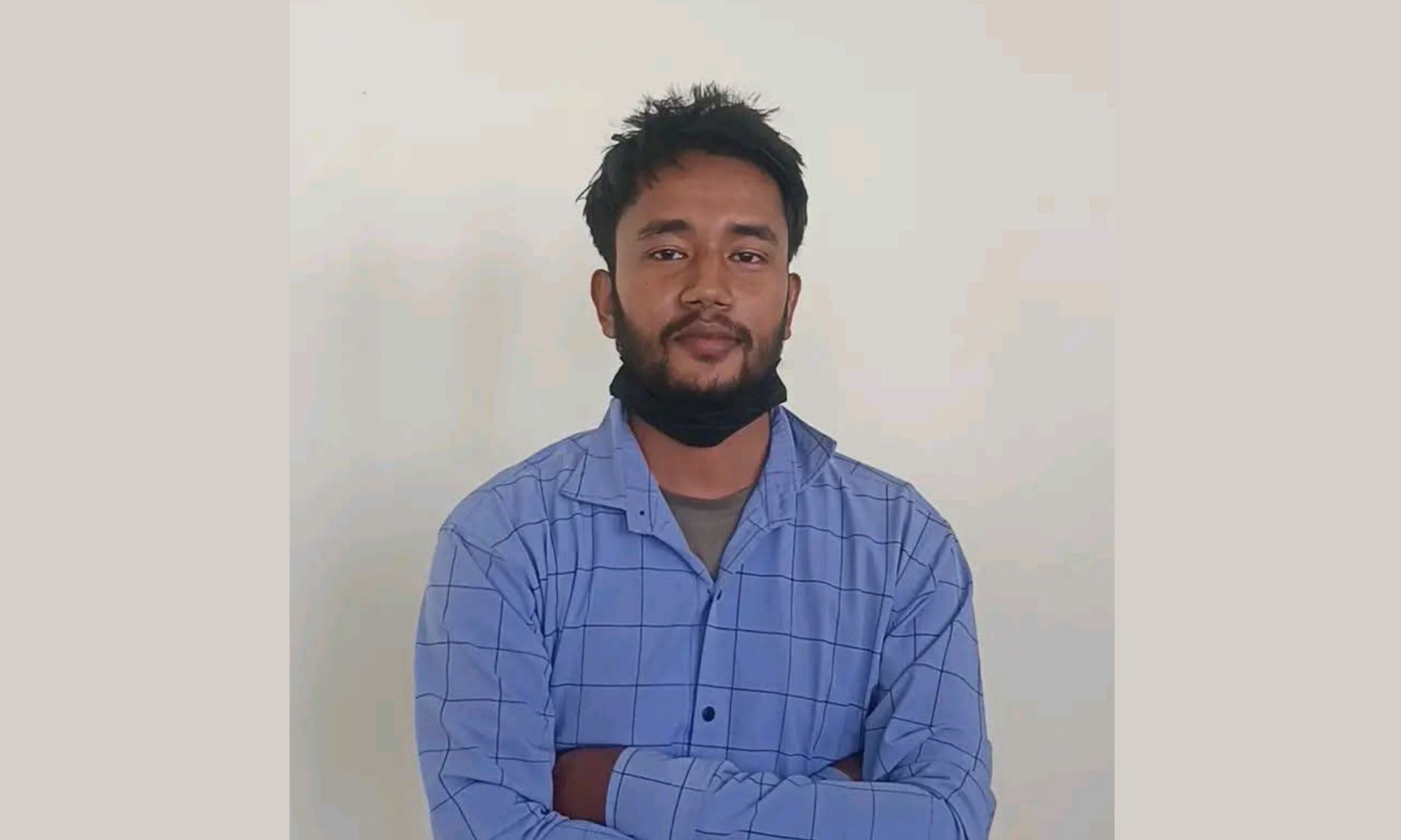 ভর্তি পরীক্ষায় চ্যাটজিপিটি ব্যবহার করে নকল , মোবাইল সহ পরীক্ষার্থী আটক