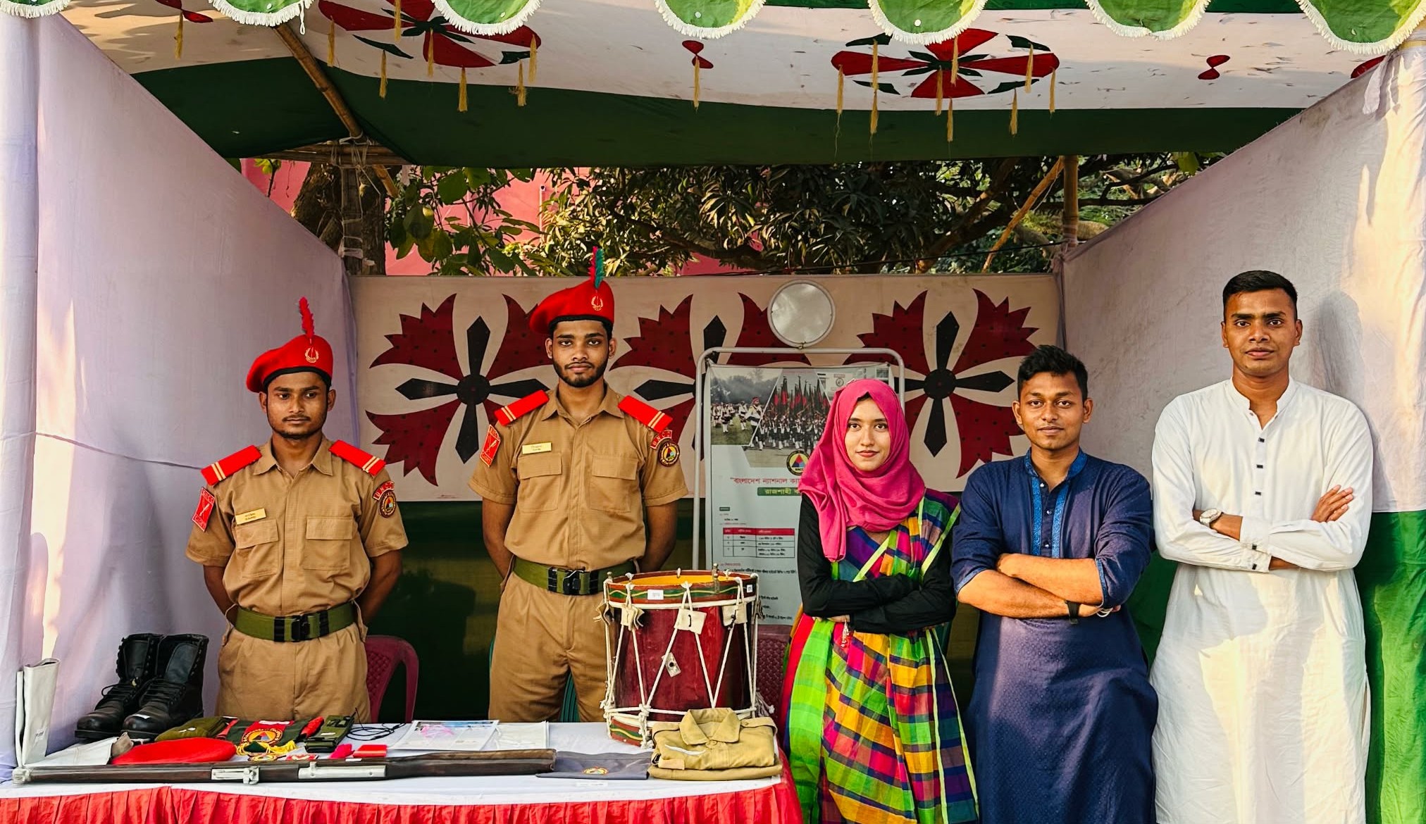রাজশাহী কলেজে বৈশাখী মেলায় নজর কাড়ল বিএনসিসি স্টল