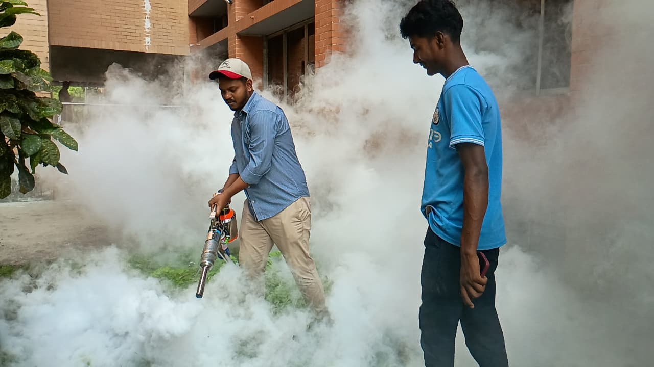 গণ বিশ্ববিদ্যালয়ে মশাবাহিত রোগ নিয়ন্ত্রণে গকসুর মশক নিধন কর্মসূচি
