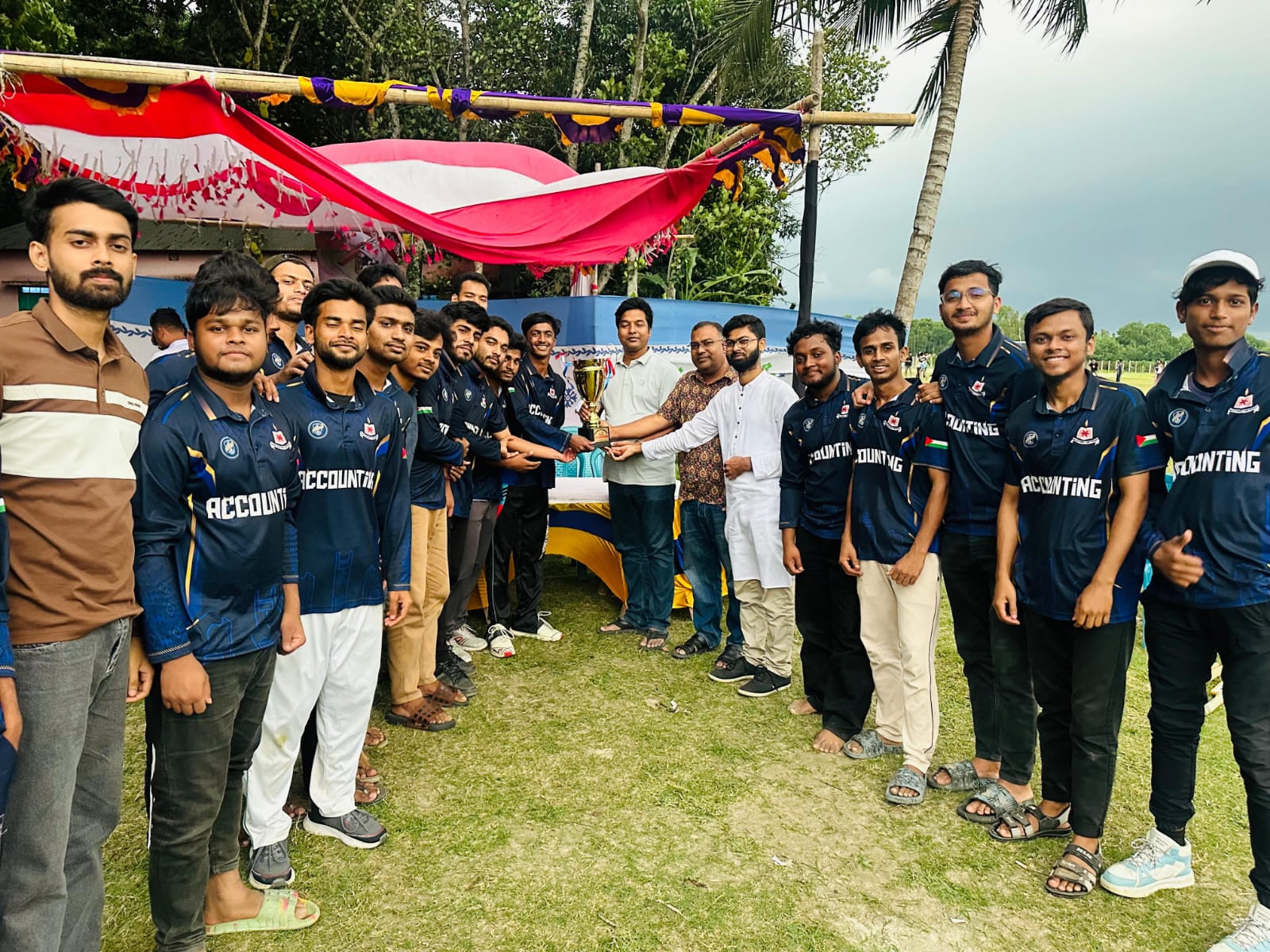 মাভাবিপ্রবিতে হিসাববিজ্ঞান বিভাগের আন্তঃব্যাচ ক্রিকেটে চ্যাম্পিয়ন ‘সলস্টিস’