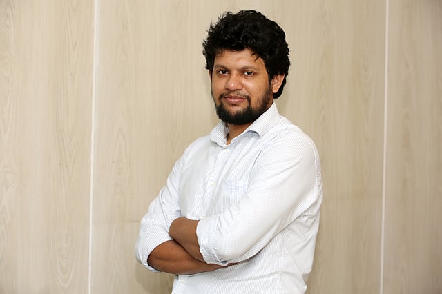 নতুন রাজনৈতিক দল গঠনের ইঙ্গিত মাহফুজ আলমের