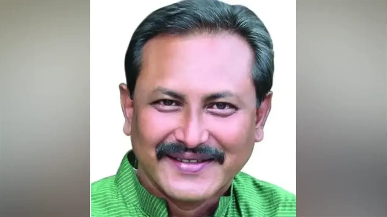 রাসিকের প্রশাসক নিয়োগে সাবেক মেয়র বুলবুলের বিকল্প দেখছেন না কর্মী-সমর্থকরা