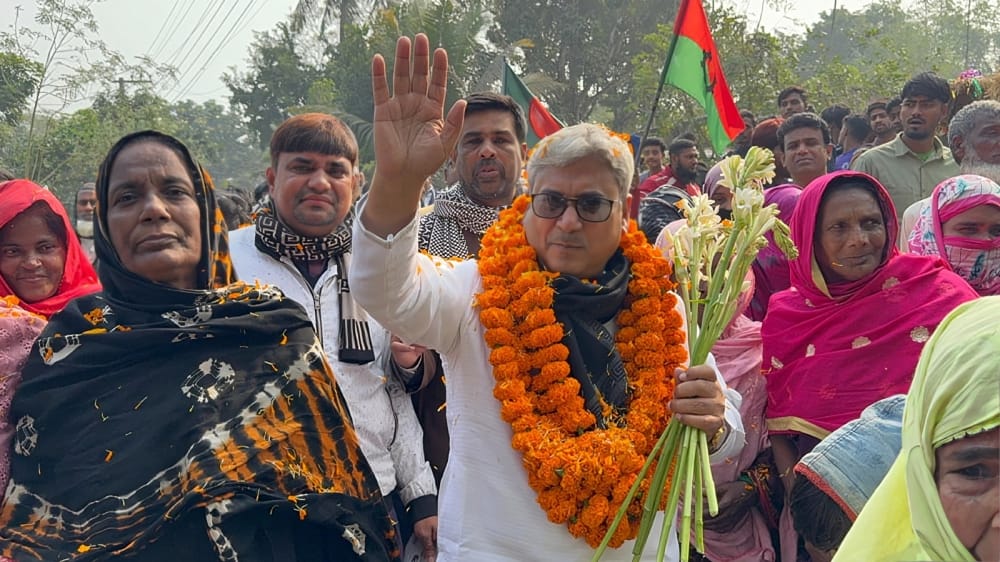 রাজনীতির নামে ধর্ম নিয়ে ব্যবসা করতে দেওয়া হবে না: মিলন
